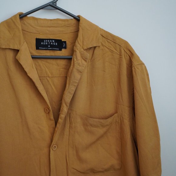 Colourful gold shirt - Picture 2 of 5